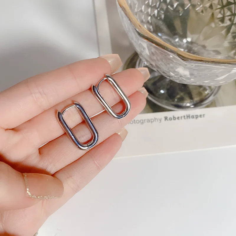 Creative Geometric Paper Clip U Shape Ear Buckle Hoops with Thread Geometric Hollow Drop Statement Earrings for Women