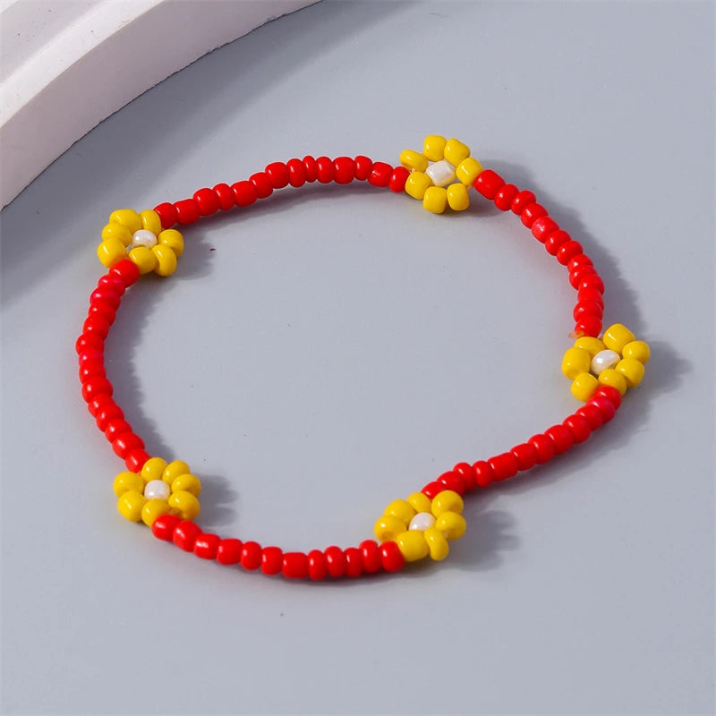 Bohemia Handmade Beaded Bracelets for Women Cute Flower Charms Beads Bracelets Girls Party Holiday Jewelry Decoration