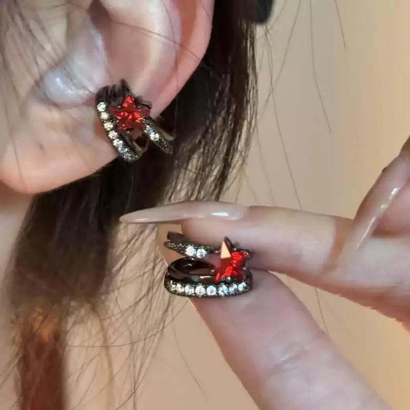 Y2K Gothic Punk Red Zircon Star Ear Clip Earring for Women Hiphop Double Layer Black Fake Cartilage Piercing Jewelry Accessories