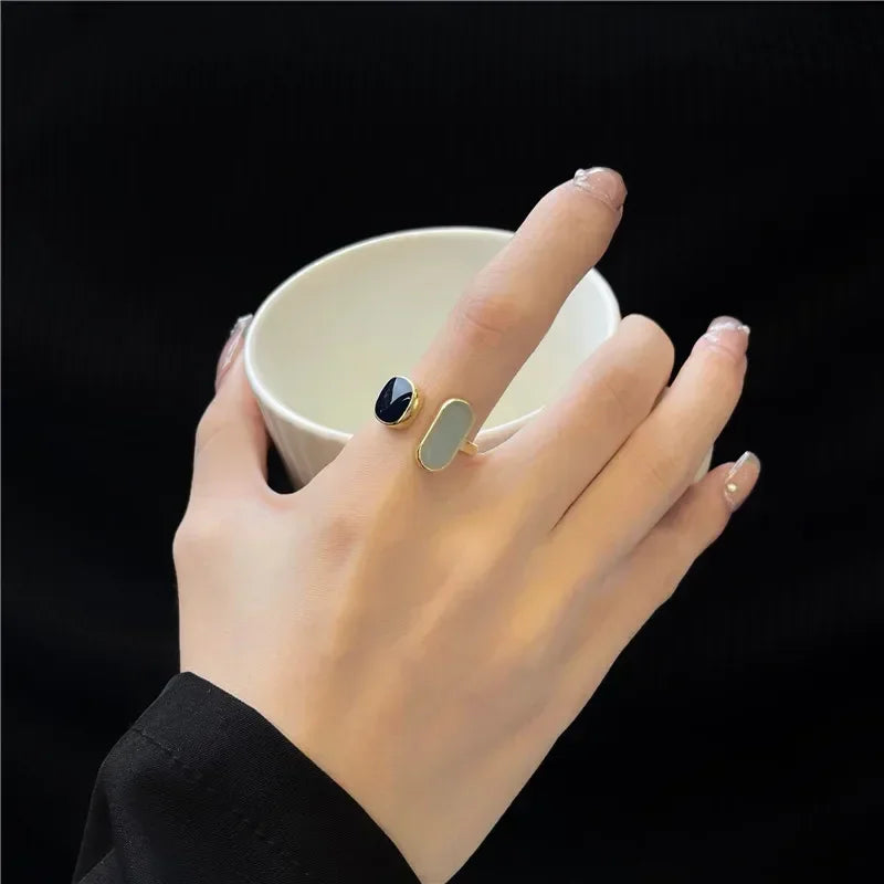 Simple Inlaid Zircon Golden Rose Pearl Ring for Women Personalized Fashionable Daily Accessories Party Jewelry Birthday Gifts