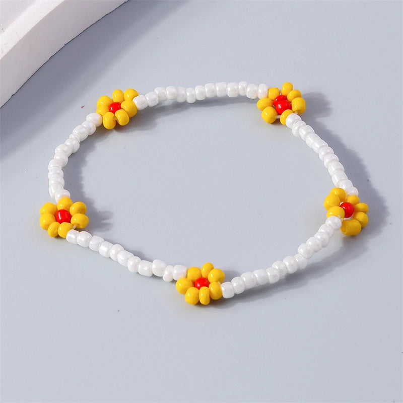 Bohemia Handmade Beaded Bracelets for Women Cute Flower Charms Beads Bracelets Girls Party Holiday Jewelry Decoration